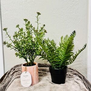 Threshold Target small Faux  greenery and planter x 2, NWT